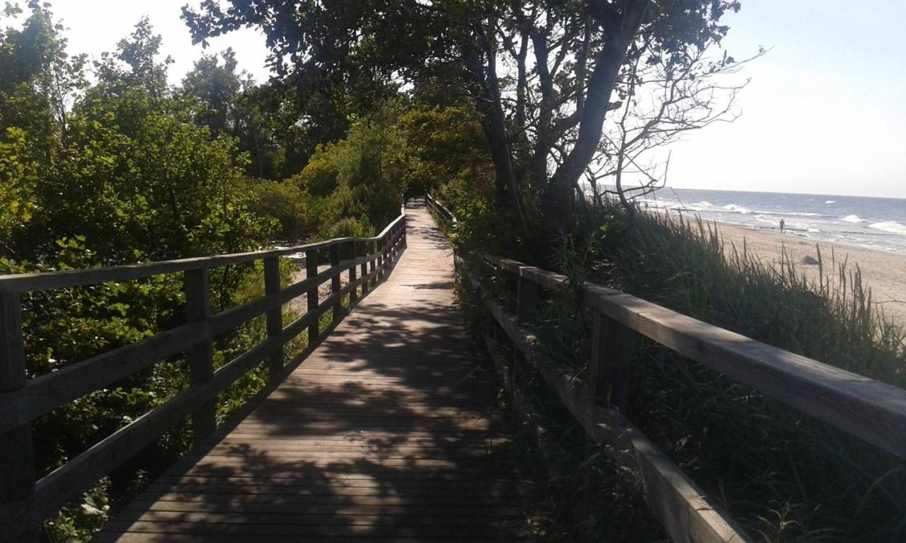 Spokojny Brzeg Kolobrzeg Bagian luar foto