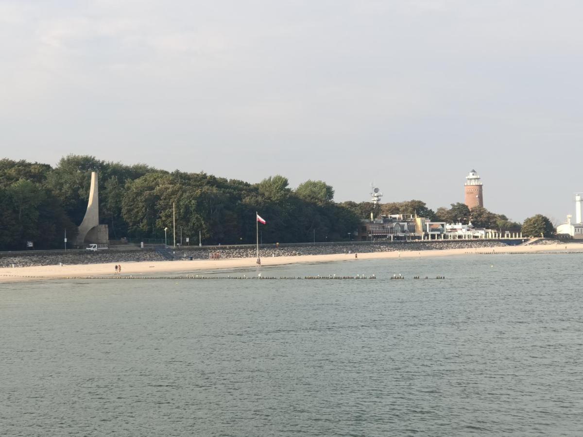 Spokojny Brzeg Kolobrzeg Bagian luar foto